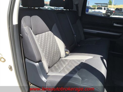 Used 2019 Toyota Tundra SR5 w/ SR5 Upgrade Package image 21