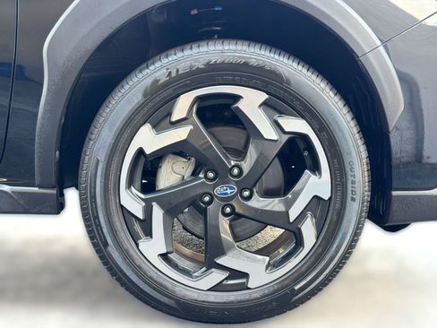 Used 2023 Subaru Crosstrek 2.5i Limited w/ Moonroof Package AWD/4WD image 12