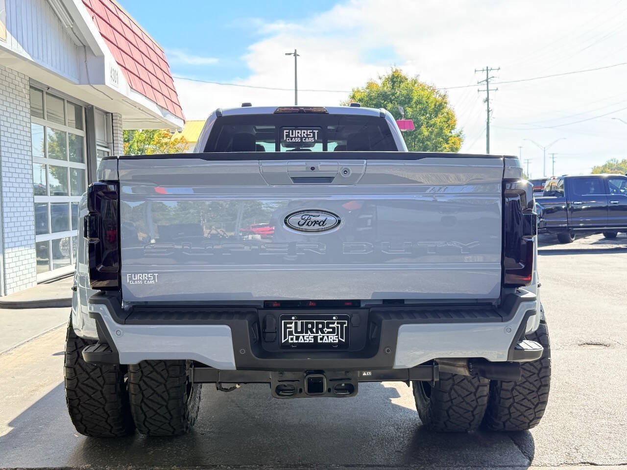 Used 2025 Ford F350 Lariat w/ Lariat Ultimate Package AWD/4WD image 4