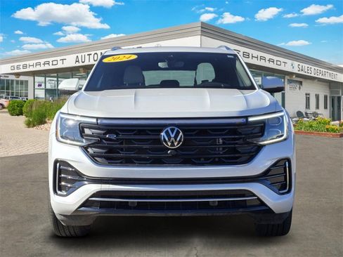 Used 2024 Volkswagen Atlas Cross Sport SEL Premium R-Line image 2
