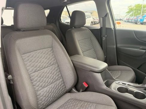Used 2020 Chevrolet Equinox LT FWD image 19