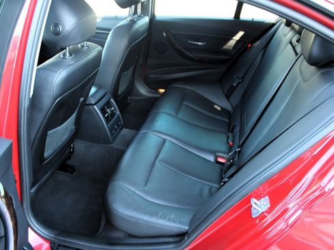 Used 2013 BMW 335i xDrive Sedan image 18