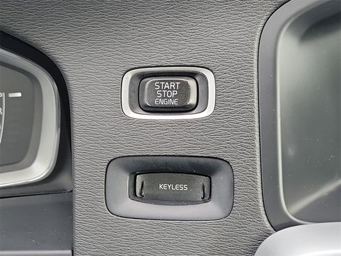 Used 2014 Volvo S60 T5 image 26