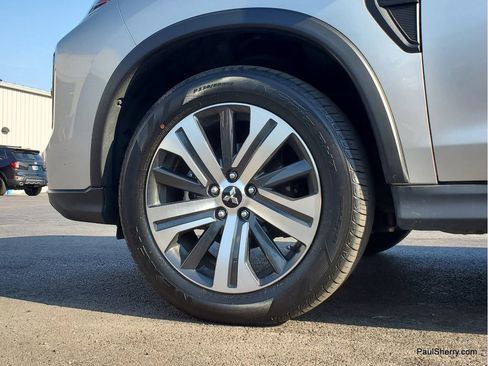 Used 2025 Mitsubishi Outlander Sport SE AWD/4WD image 7