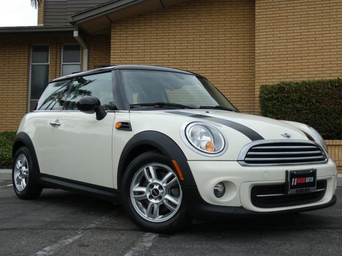 Used 2013 MINI Cooper Hardtop image 15