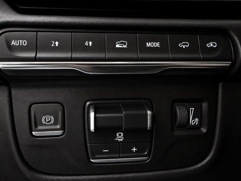 Used 2023 Cadillac Escalade ESV Sport Platinum w/ LPO, ONYX Package AWD/4WD image 47