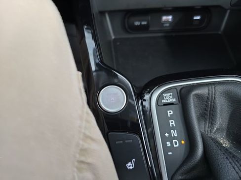 Used 2024 Kia Soul EX image 24