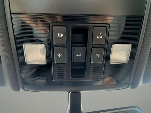 Used 2019 Volkswagen Jetta R-Line FWD image 19
