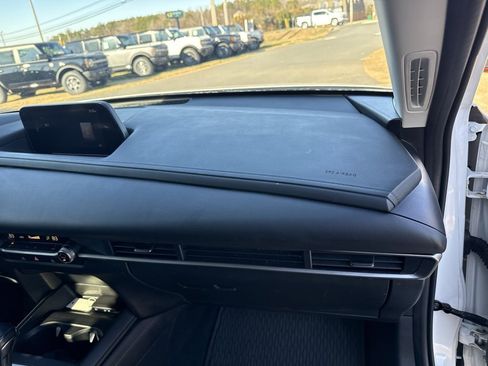 Used 2022 MAZDA CX-30 AWD 2.5 S w/ Select Package image 31