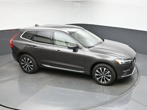 Used 2023 Volvo XC60 B5 Plus w/ Climate Package AWD/4WD image 43