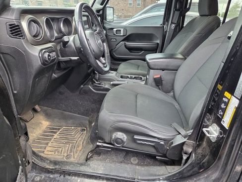 Used 2021 Jeep Wrangler Unlimited Sport image 3