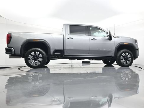 Used 2026 GMC Sierra 3500 Denali w/ Denali Reserve Package AWD/4WD image 26