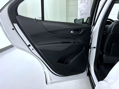 Used 2022 Chevrolet Equinox RS w/ RS Leather Package image 20