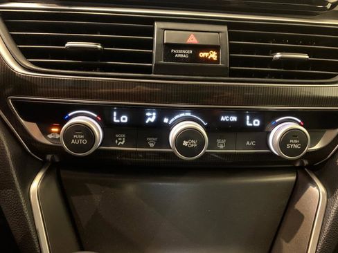 Used 2022 Honda Accord Sport image 40