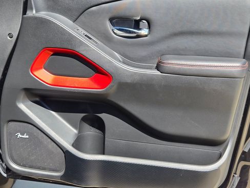 Used 2023 Nissan Frontier PRO-4X w/ Pro-4X Premium Package image 30