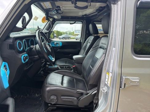 Used 2018 Jeep Wrangler Unlimited Sahara image 6