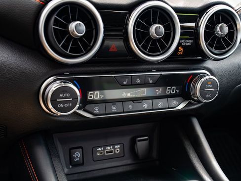 Certified 2025 Nissan Sentra SR w/ SR Premium Package image 18