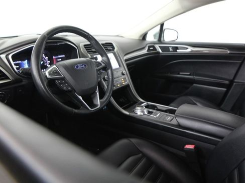 Used 2020 Ford Fusion SEL FWD image 6