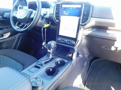 New 2025 Ford Ranger XLT w/ Equipment Group 301A High image 21