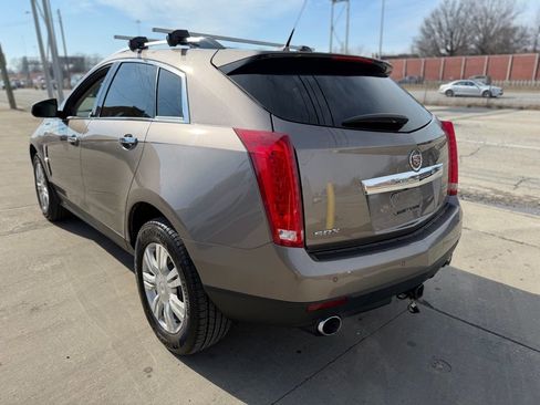 Used 2011 Cadillac SRX Luxury image 7