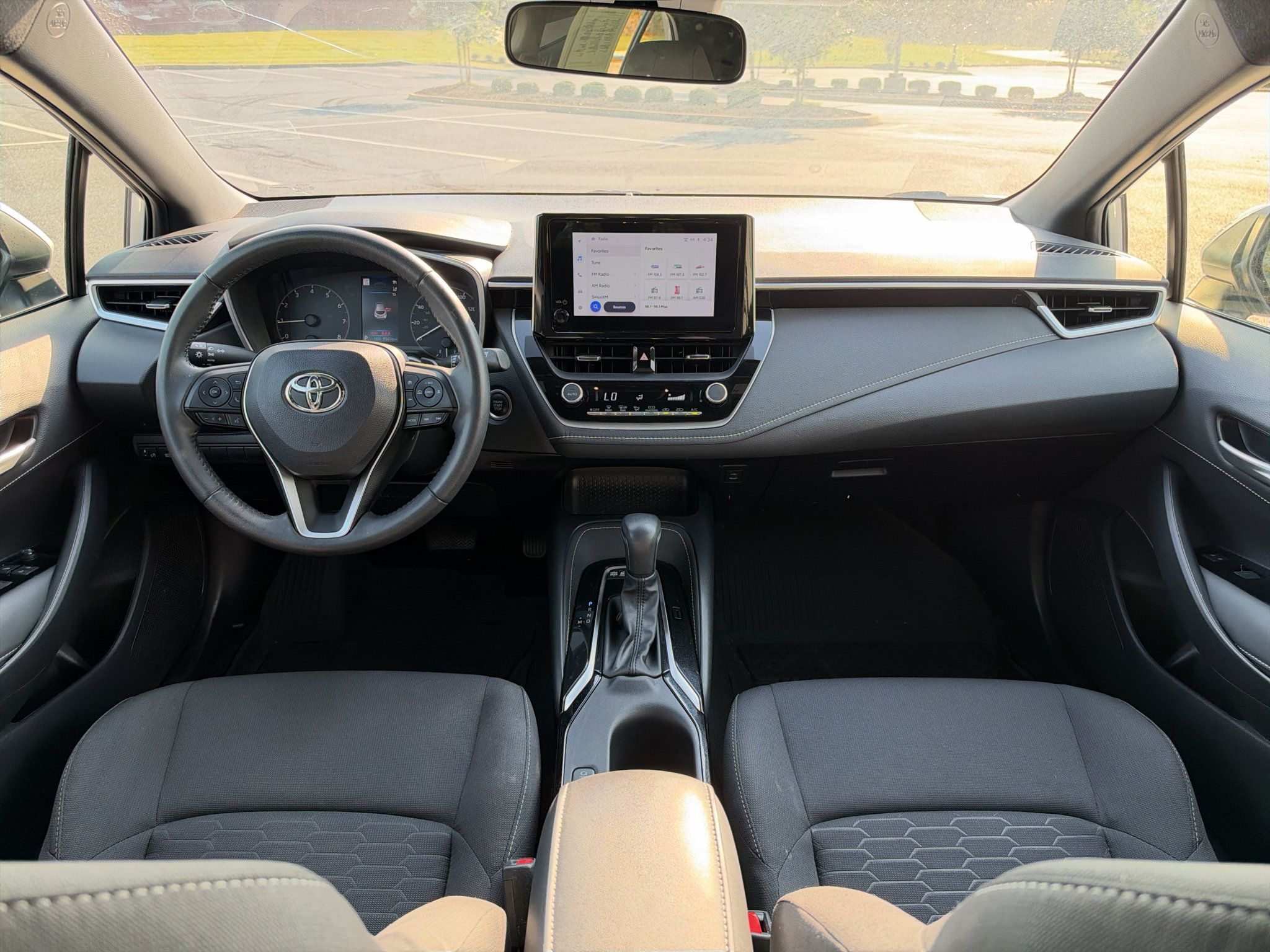 Used 2024 Toyota Corolla SE FWD image 20