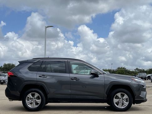 Used 2025 Toyota RAV4 XLE FWD image 3
