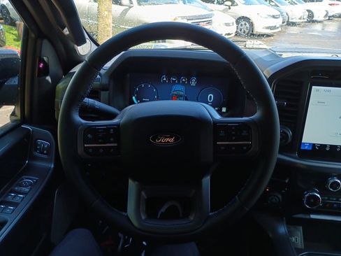 Used 2025 Ford F150 Lariat AWD/4WD image 30