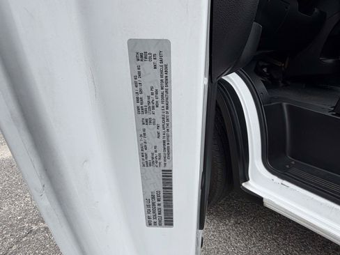 Used 2024 RAM ProMaster 2500 w/ Convenience Group FWD image 35