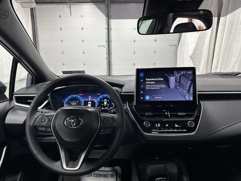 Used 2026 Toyota Corolla XSE FWD image 16