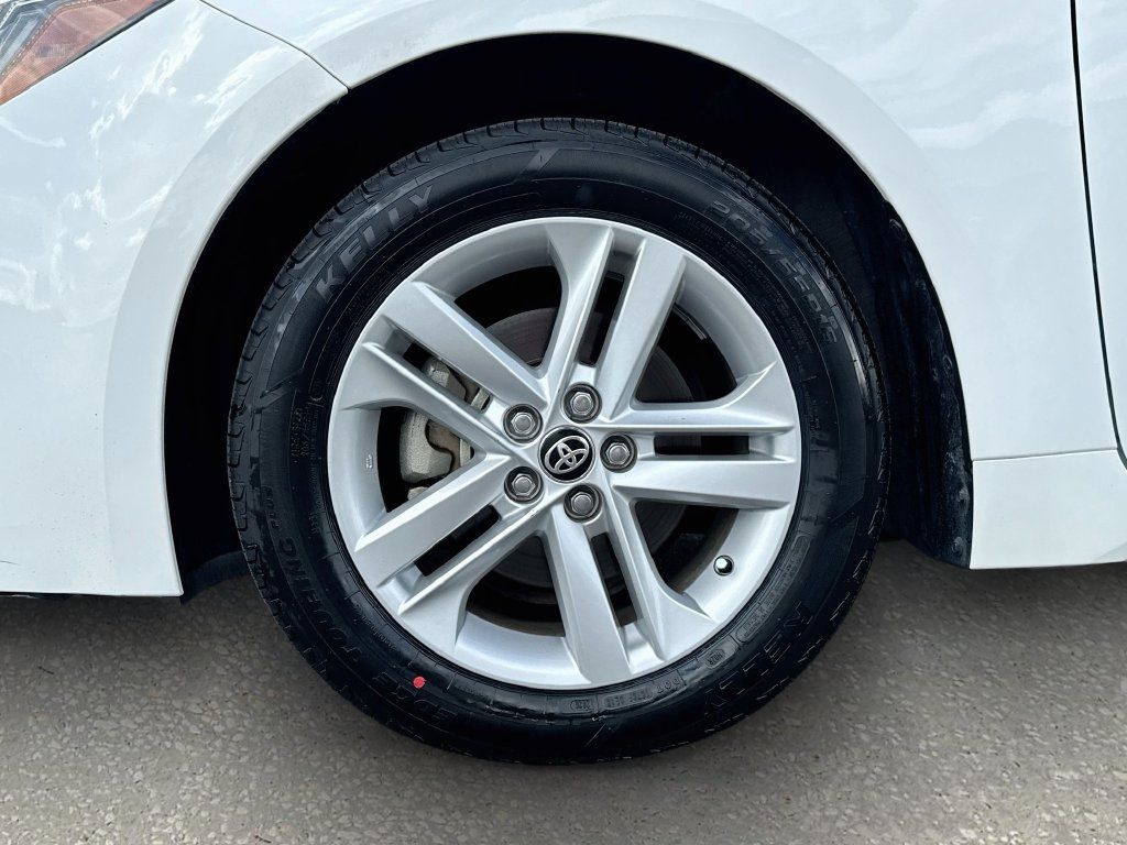 Used 2022 Toyota Corolla SE FWD image 27