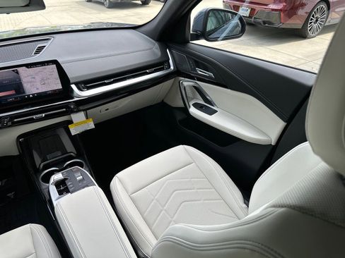 New 2026 BMW X2 xDrive28i w/ Convenience Package image 19