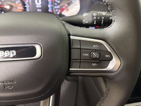 New 2026 Jeep Compass Latitude w/ Sun and Sound Group AWD/4WD image 20