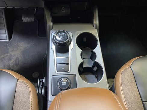 Used 2025 Ford Bronco Sport Outer Banks w/ Outer Banks Tech Package+ AWD/4WD image 46