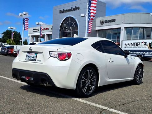 Used 2015 Scion FR-S image 4