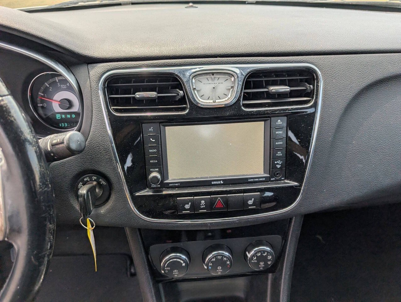 Used 2012 Chrysler 200 Touring w/ Cold Weather Group FWD image 30