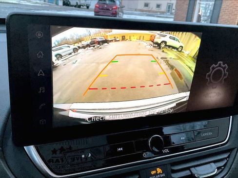 Used 2023 Nissan Altima 2.5 SV w/ SV Premium Package image 20