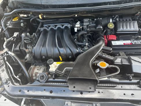 Used 2012 Nissan Versa 1.8 S w/ Plus Pkg FWD image 13