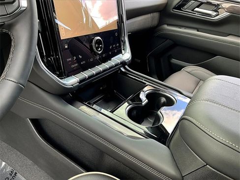 Certified 2025 GMC Yukon Elevation image 20