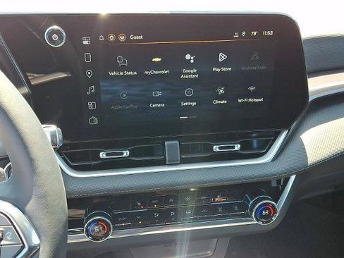 New 2026 Chevrolet Equinox LT w/ Convenience Package II FWD image 9