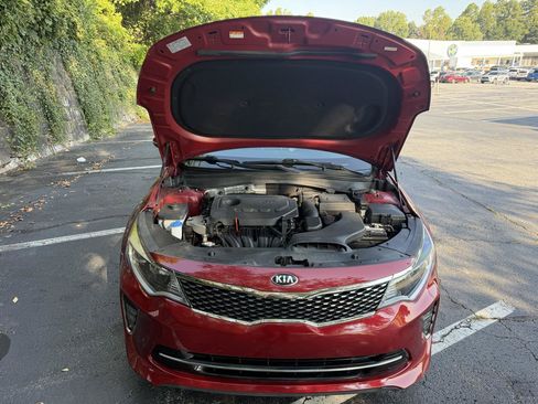 Used 2018 Kia Optima S FWD image 25