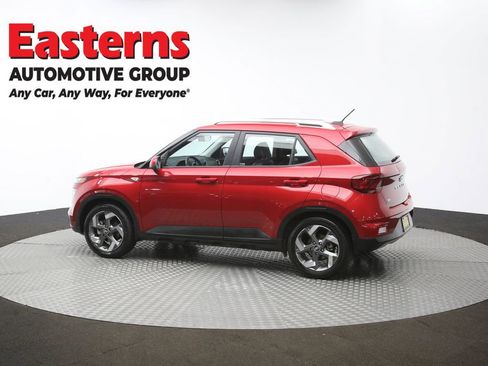 Used 2023 Hyundai Venue Limited FWD image 63