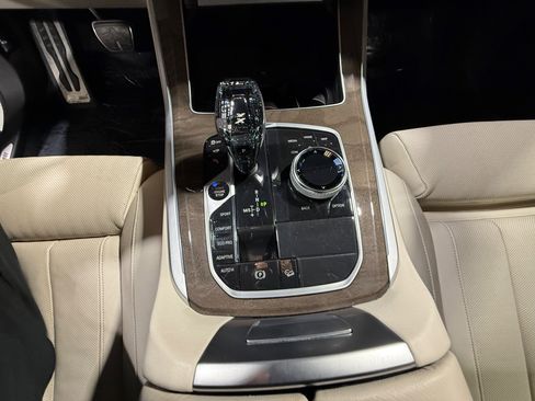 Used 2021 BMW X5 xDrive40i w/ M Sport Package AWD/4WD image 43
