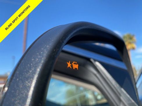 Used 2025 Buick Encore GX Preferred image 11