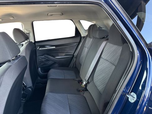 Used 2026 Kia Seltos LX FWD image 11