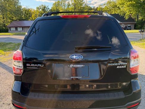 Used 2015 Subaru Forester 2.5i Premium AWD/4WD image 2