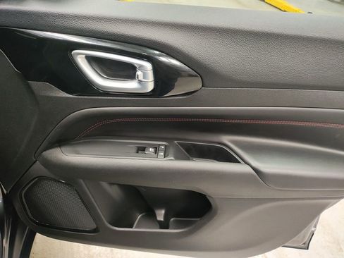 Used 2022 Jeep Compass Trailhawk w/ Trailhawk Convenience Group image 9