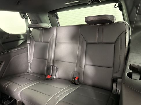 Used 2024 Chevrolet Tahoe RST w/ Luxury Package RWD image 28
