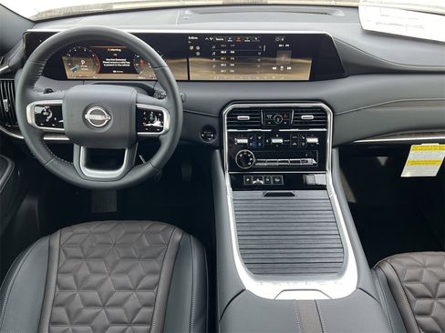 New 2026 Nissan Armada Platinum image 8