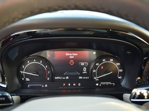 Used 2020 Lincoln Corsair Reserve w/ Elements Package image 17