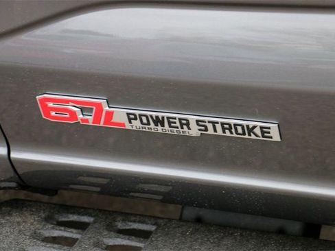 New 2026 Ford F250 Platinum w/ Tremor Off-Road Package image 10